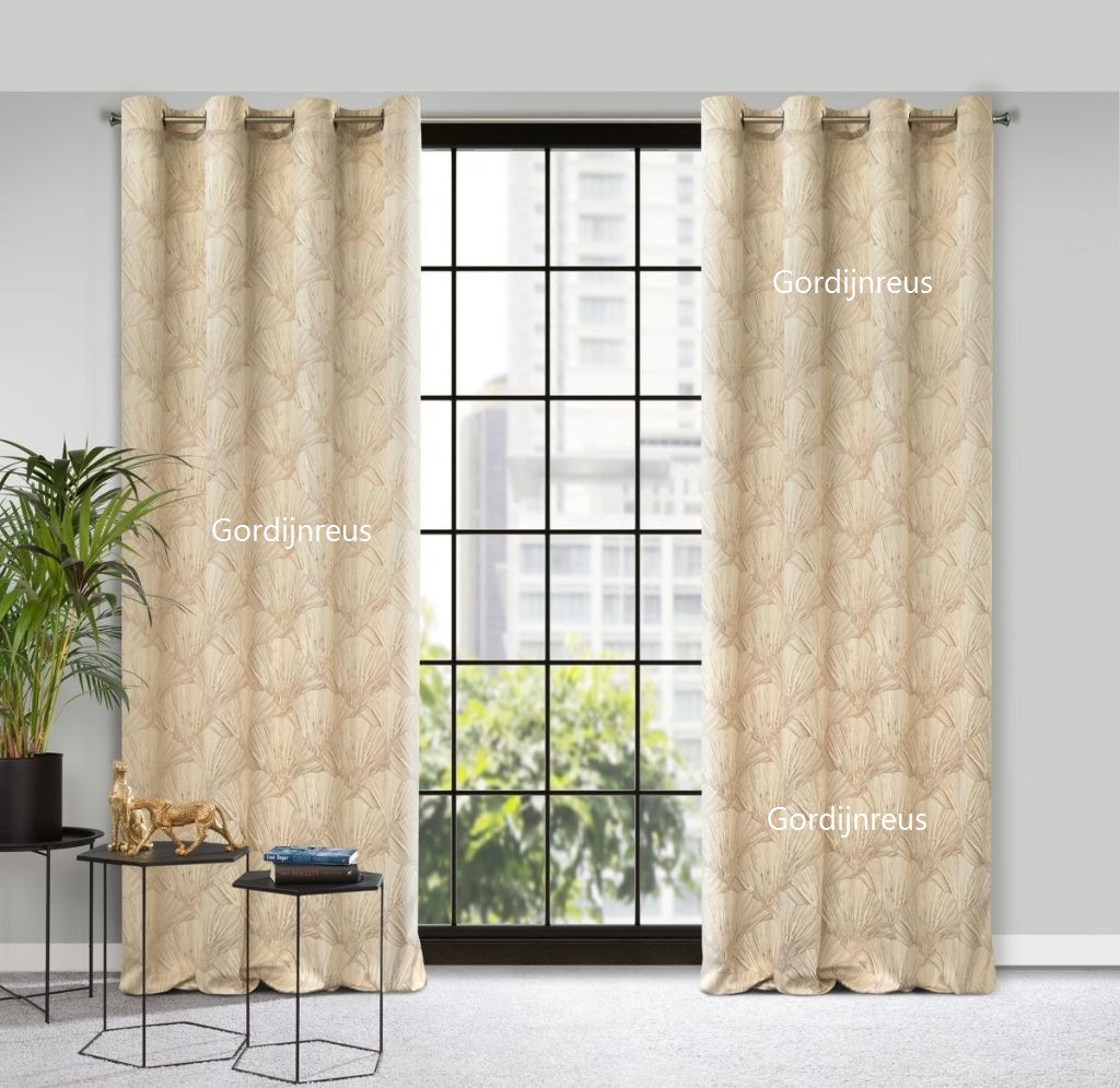 VELOURS GORDIJN PIERRE CARDIN CREME  met goud print 140X250CM 2 STUKS