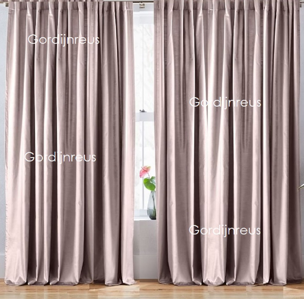  VELOURS PLOOIGORDIJN OUDROZE 280x250cm x 2 stuks