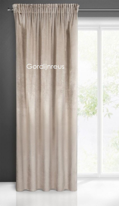 VELOURS GORDIJN MET PLOOIBAND BELLA BEIGE 140X300 cm